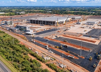 Construção do novo Porto de Seco de Foz do Iguaçu, às margens da BR-277: licença ambiental emitida pelo IAT para a construção da obra
Foto: Divulgação