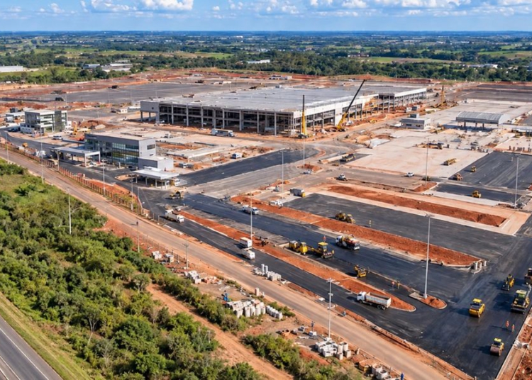 Construção do novo Porto de Seco de Foz do Iguaçu, às margens da BR-277: licença ambiental emitida pelo IAT para a construção da obra
Foto: Divulgação